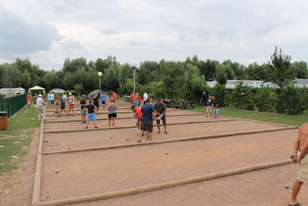Camping Des Roses